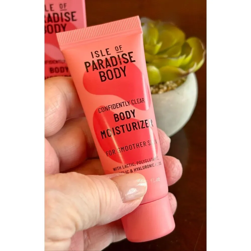 ISLE OF PARADISE - Confidently Clear Body Moisturizer, Travel Size, .67 Fl. Oz.